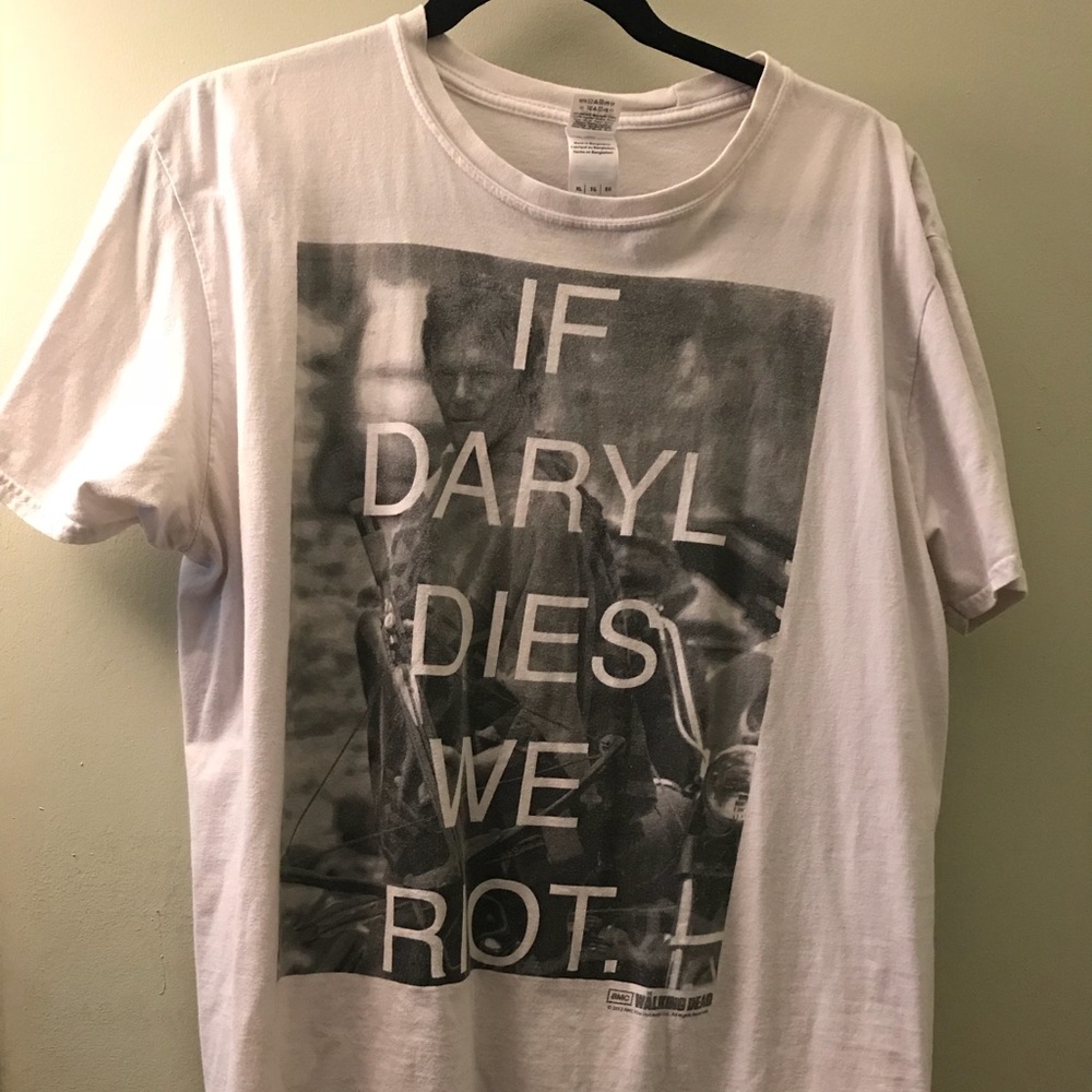 The Walking Dead- Daryl shirt